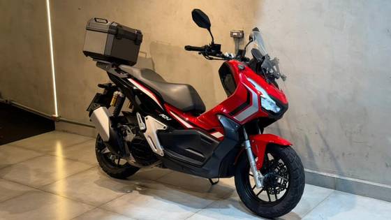 HONDA ADV 